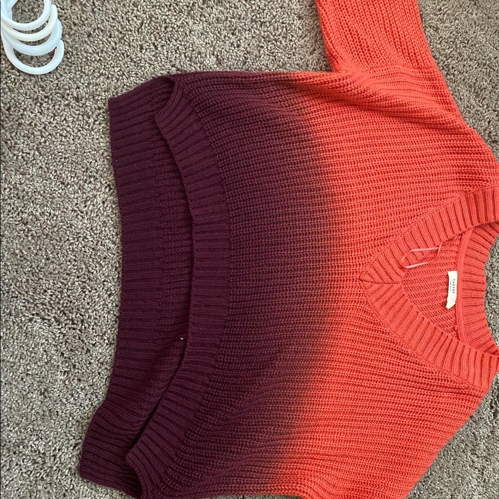 Pretty sweater, never worn before.